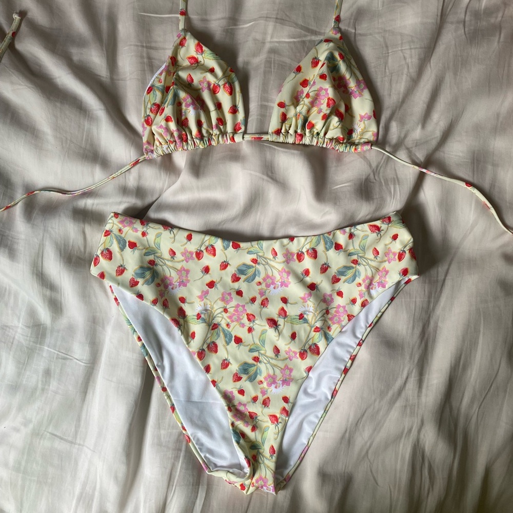 Vs pink strawberry pink high waisted bikini